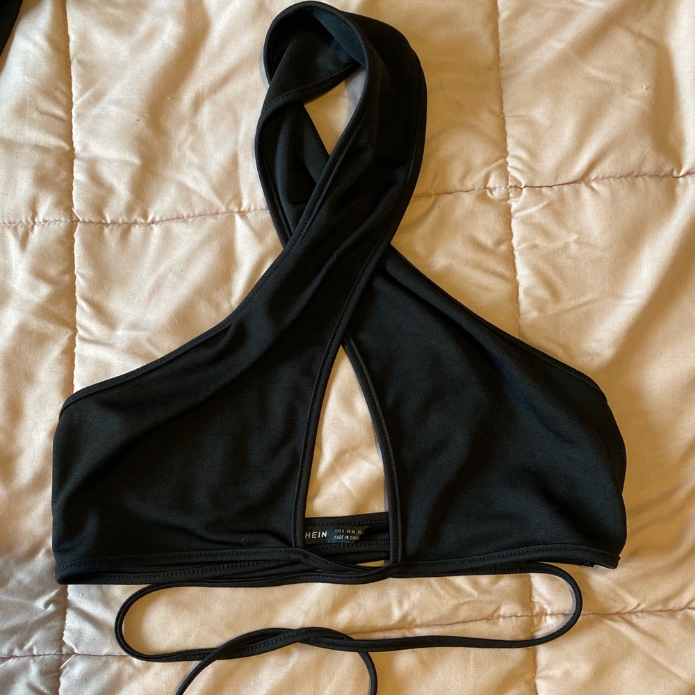 Cross Crop top